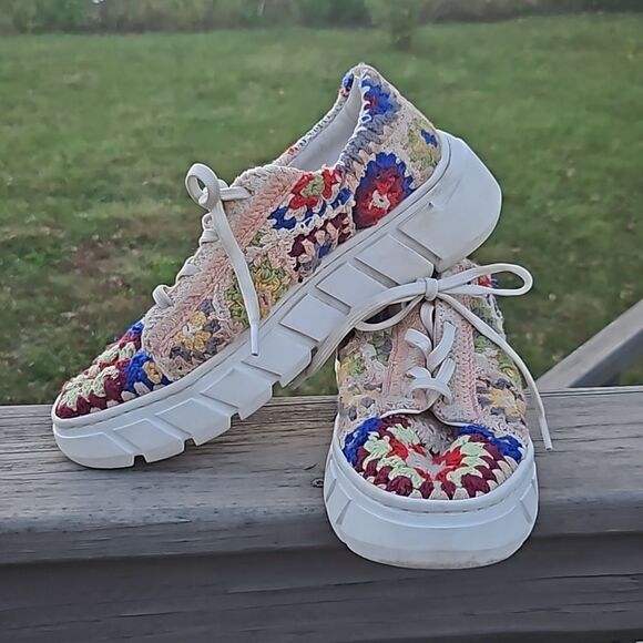 Free People Catch Me crochet sneaker size 38 - Picture 1 of 7